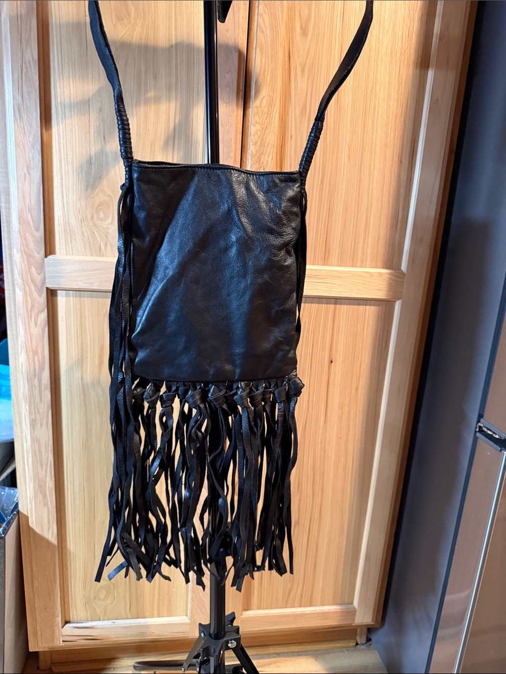 NWT Ecote Urban Outfitters Knotted Fringe Black Real Leather Bucket Bag